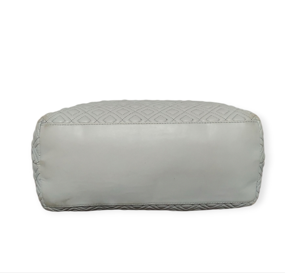 Tory Burch Quilted Shoulder Bag in Cream - Picture 12 of 16